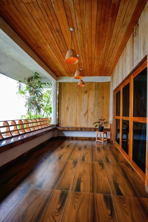Driftwood Beach Resort Varkala Bagian luar foto